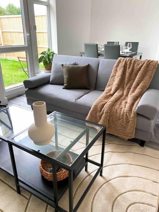 דירות קאמברידג' Modern Flat Near Train Station With Free Parking מראה חיצוני תמונה
